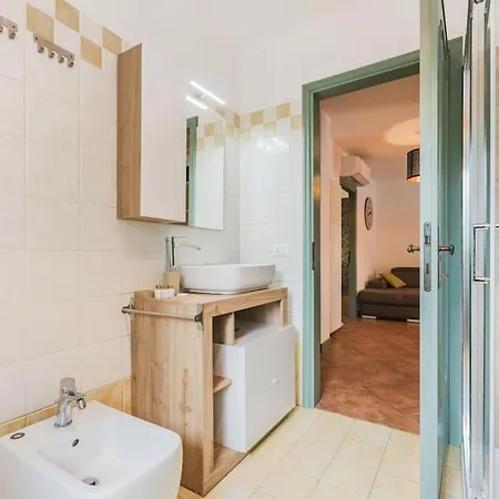 Apartment Novalesi Vintage Interno 2
